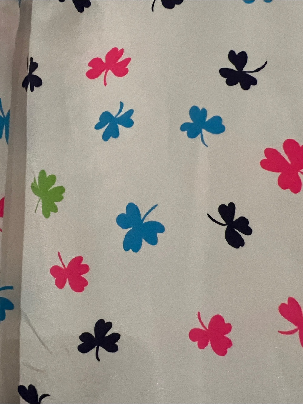 Sleeveless Collared Blouse with Colorful Clover Print Lilly Pulitzer - Picture 2 of 4